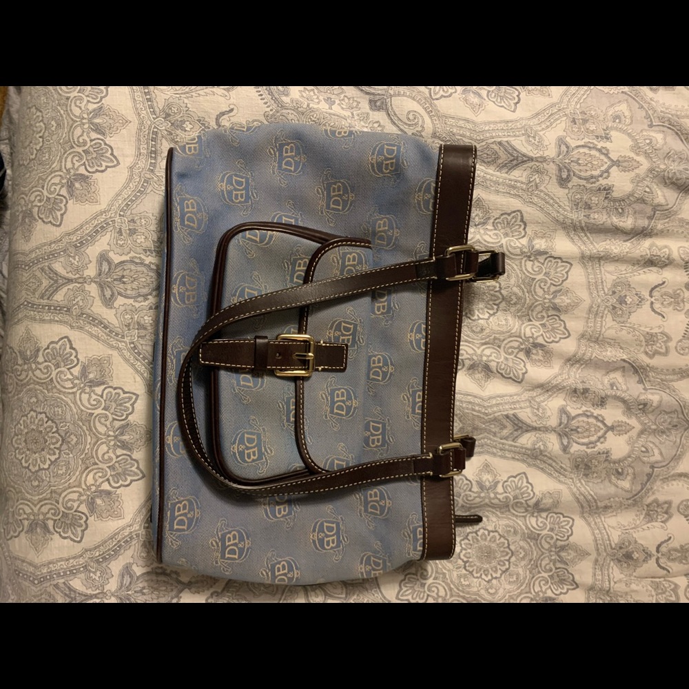 Dooney & Bourke